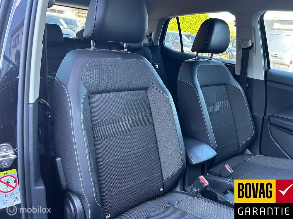 Volkswagen T-Cross 1.0 TSI Life uit 2023, foto 6