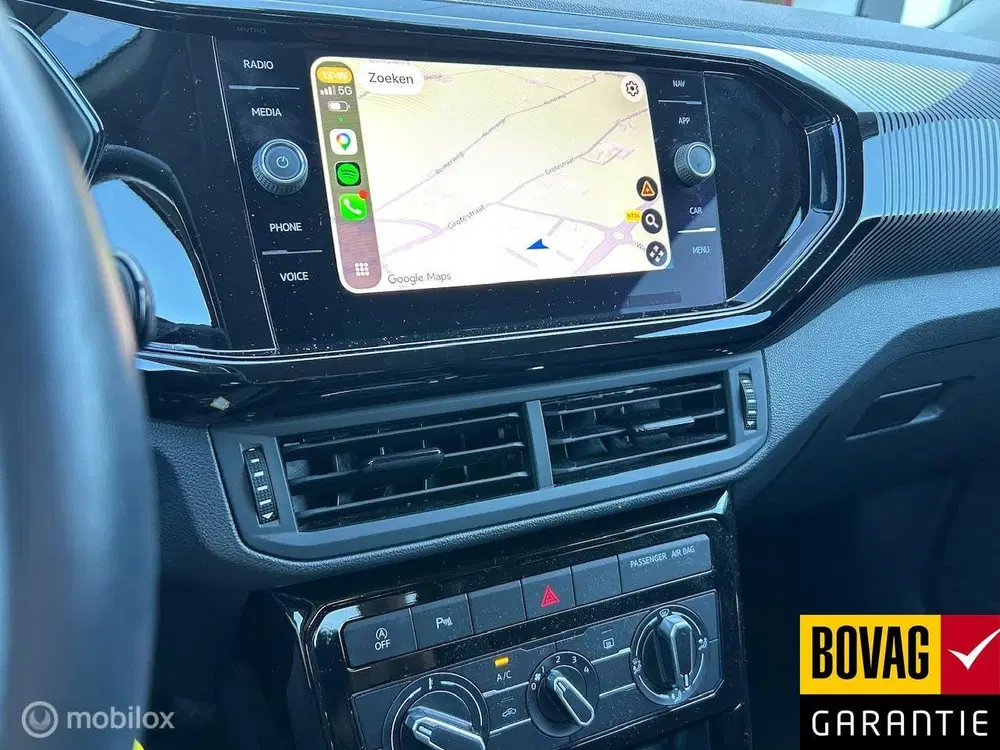 Volkswagen T-Cross 1.0 TSI Life uit 2023, foto 9
