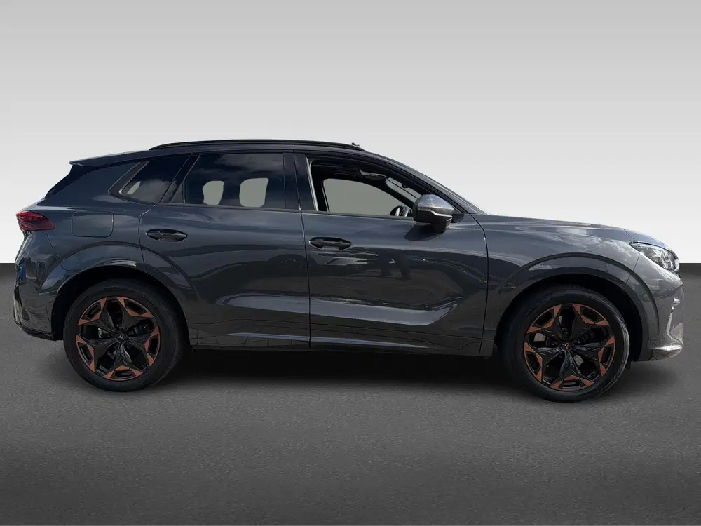 Cupra Terramar 1.5 TSI PHEV 272PK PERFORMANCE PANO TREKHA uit 2025, foto 6