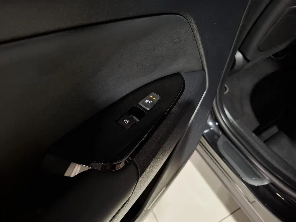 Kia Sportage 1.6 T-GDi Hybrid DynamicPlusLine Stoel en uit 2024, foto 13