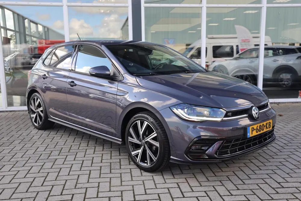 Volkswagen Polo 1.0 TSI R-Line Business uit 2022, foto 2