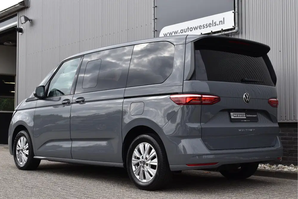 Volkswagen Multivan 1.4 eHybrid L1H1 Life Business Stoel uit 2022, foto 2