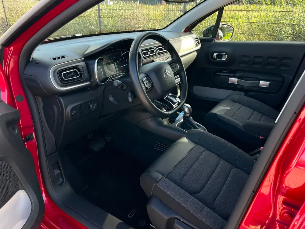 Citroën C3 Citroen C3 1.2 PureTech Shine uit 2021, foto 12