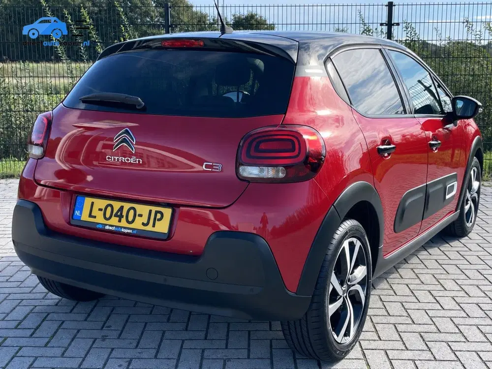 Citroën C3 Citroen C3 1.2 PureTech Shine uit 2021, foto 2