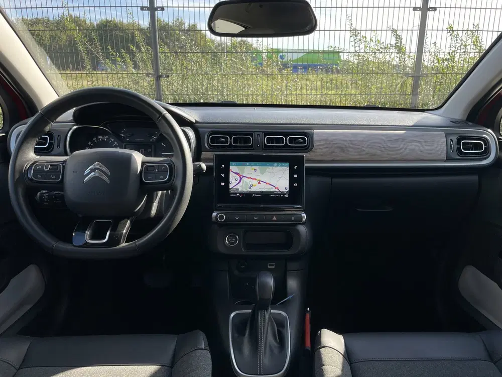 Citroën C3 Citroen C3 1.2 PureTech Shine uit 2021, foto 3