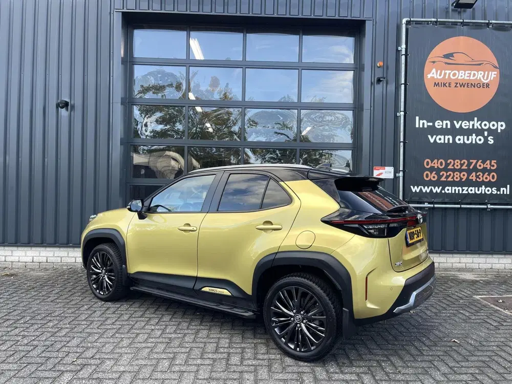 Toyota Yaris Cross 1.5 Hybrid AWD Adventure JBL uit 2021, foto 2