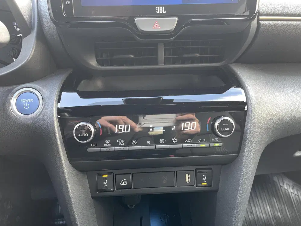 Toyota Yaris Cross 1.5 Hybrid AWD Adventure JBL uit 2021, foto 8