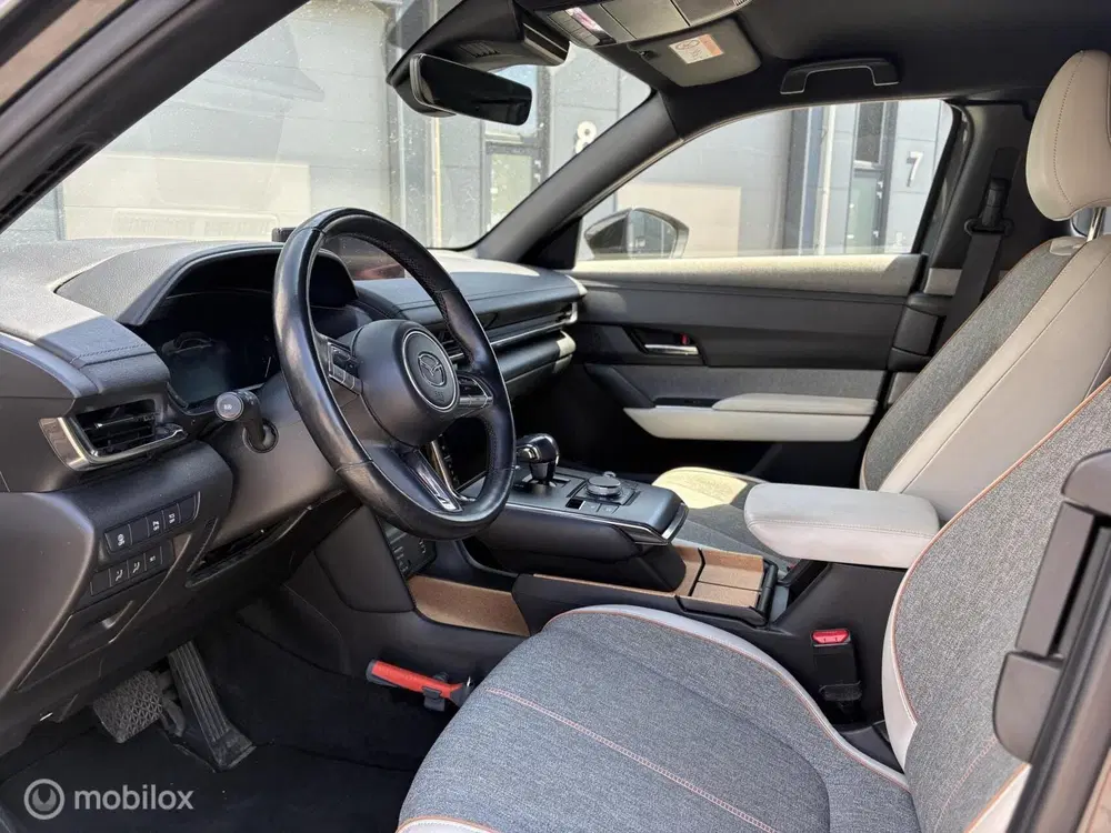 Mazda MX-30 e-SkyActiv Comfort 36 kWh uit 2021, foto 10