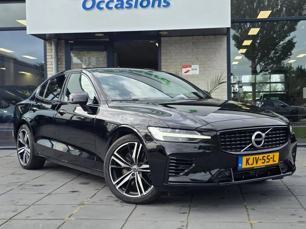 Volvo S60 2.0 Recharge T8 AWD R-Design Plug-in hybri uit 2021, foto 2