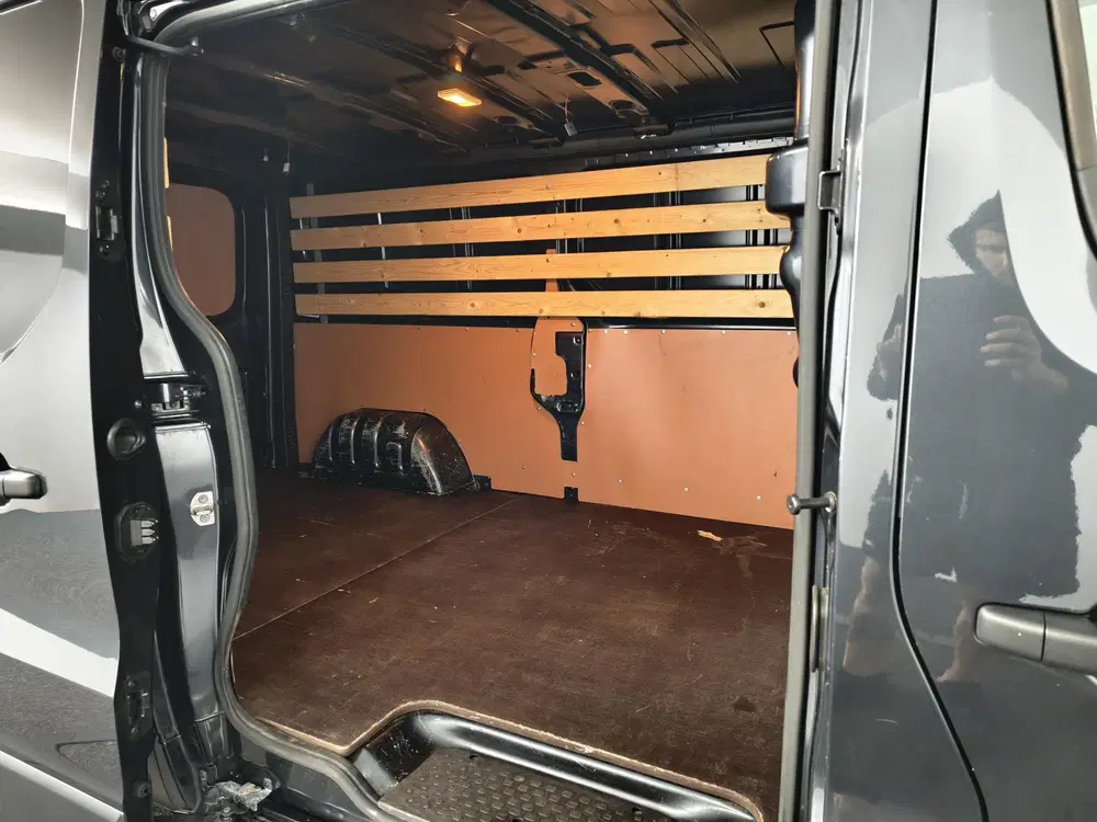 Renault Trafic 2.0 dCi 130 T30 L2H1 Work Edition uit 2023, foto 7