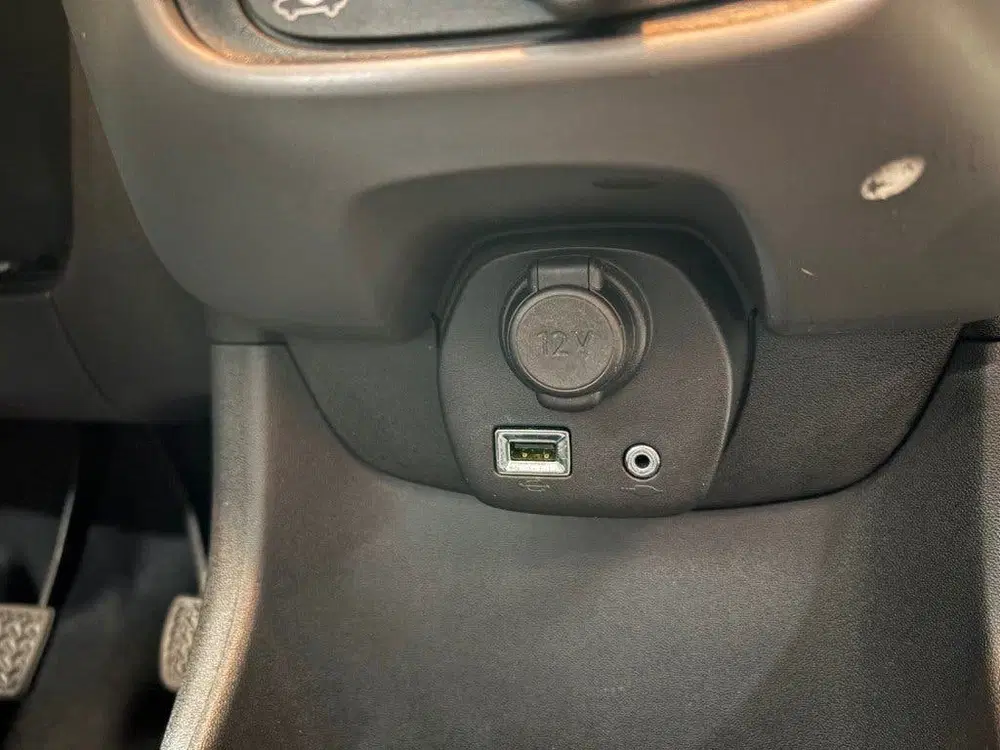 Peugeot 108 1.0 E-VTI Airco Multimedia USB NL auto NAP uit 2021, foto 14