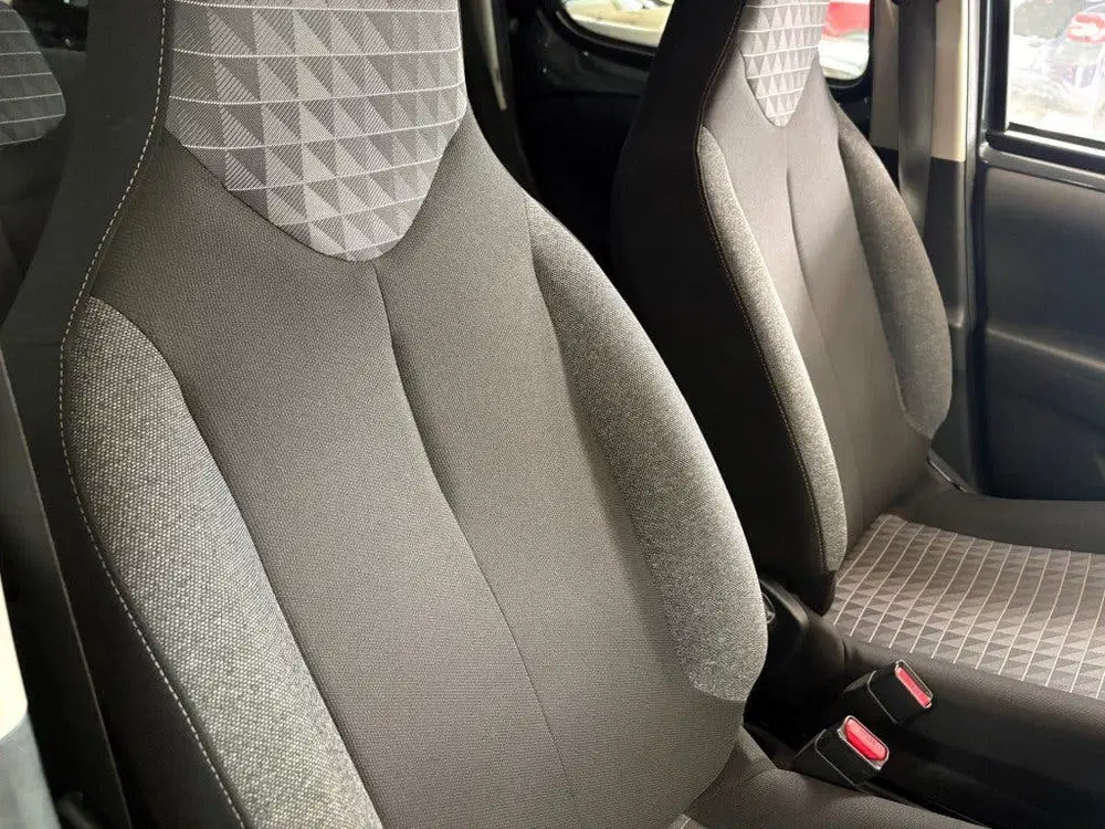 Peugeot 108 1.0 E-VTI Airco Multimedia USB NL auto NAP uit 2021, foto 8