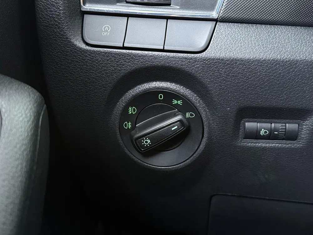Skoda Fabia 1.0 TSI Ambition uit 2020, foto 11