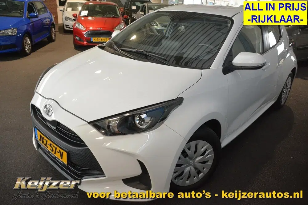 Toyota Yaris 1.0 VVT-i Active Achteruitrijcamera uit 2021, foto 2