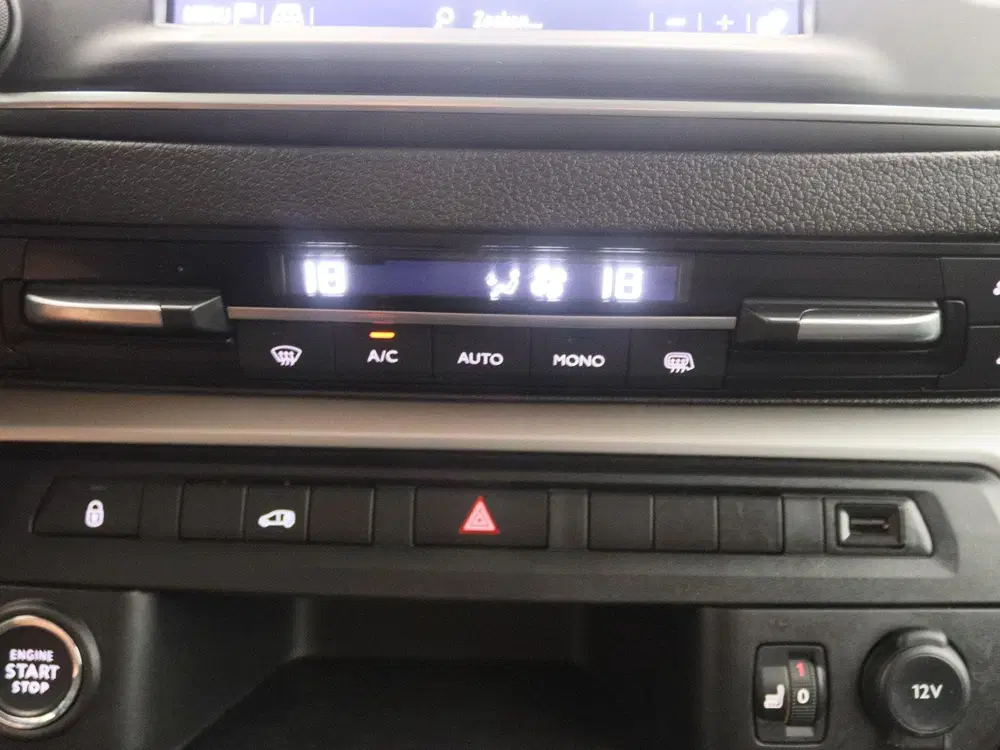 Opel Vivaro 2.0 BlueHDi 145 S&S L3 uit 2024, foto 9