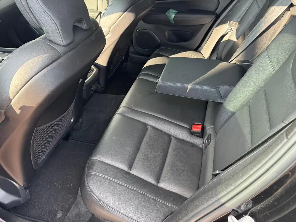 Volvo S60 2.0 B4 Ultimate Dark uit 2023, foto 7