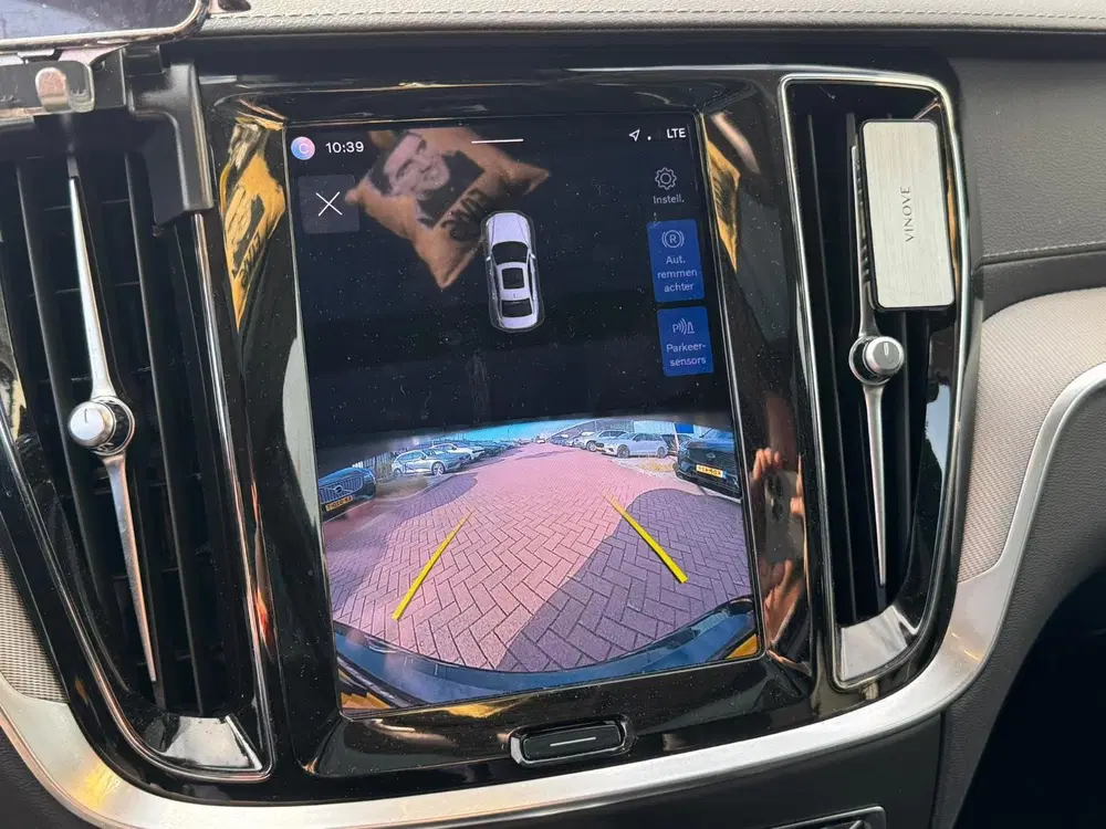 Volvo S60 2.0 B4 Ultimate Dark uit 2023, foto 8