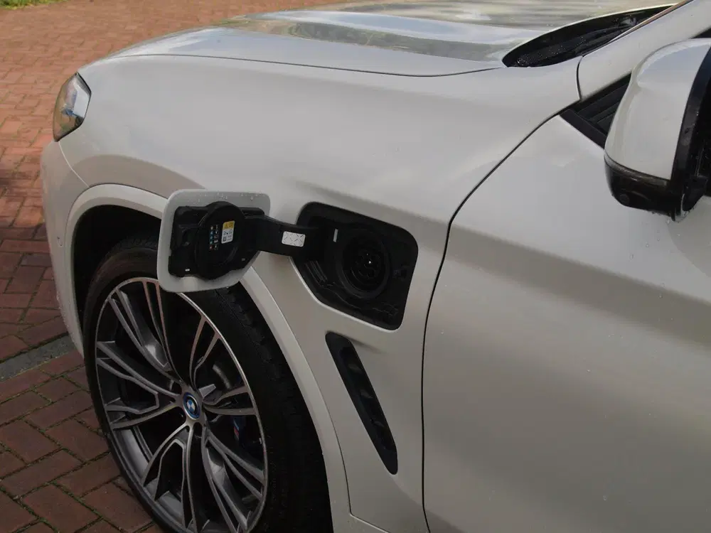 BMW X3 xDrive30e Business Edition Plus uit 2022, foto 14
