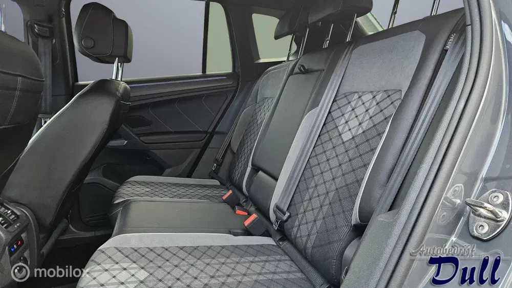 Volkswagen Tiguan 1.4 TSI eHybrid R-Line Business 63779KM uit 2021, foto 14