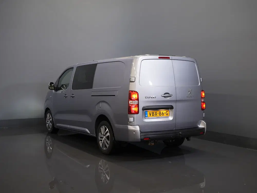Peugeot Expert 2.0 HDI 180 pk Aut. DC Dubbel Cabine 2x Sc uit 2019, foto 2