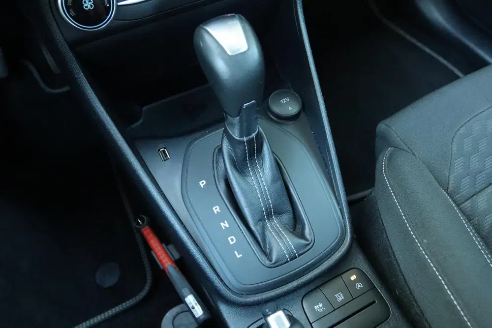 Ford Fiesta 1.0 ECOBOOST AUT. HYBRID TITANIUM uit 2022, foto 3
