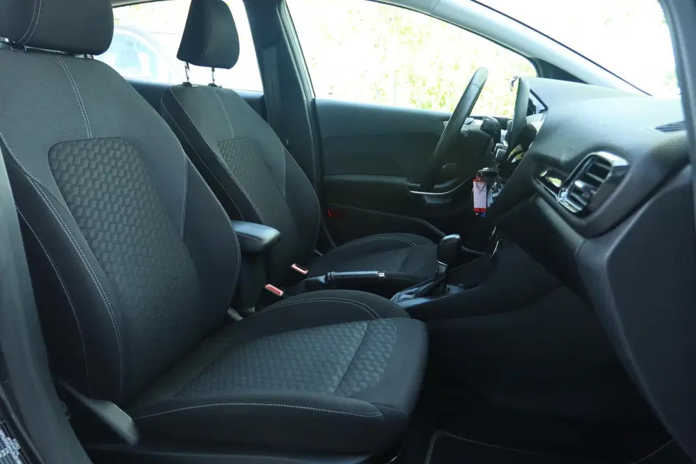 Ford Fiesta 1.0 ECOBOOST AUT. HYBRID TITANIUM uit 2022, foto 9