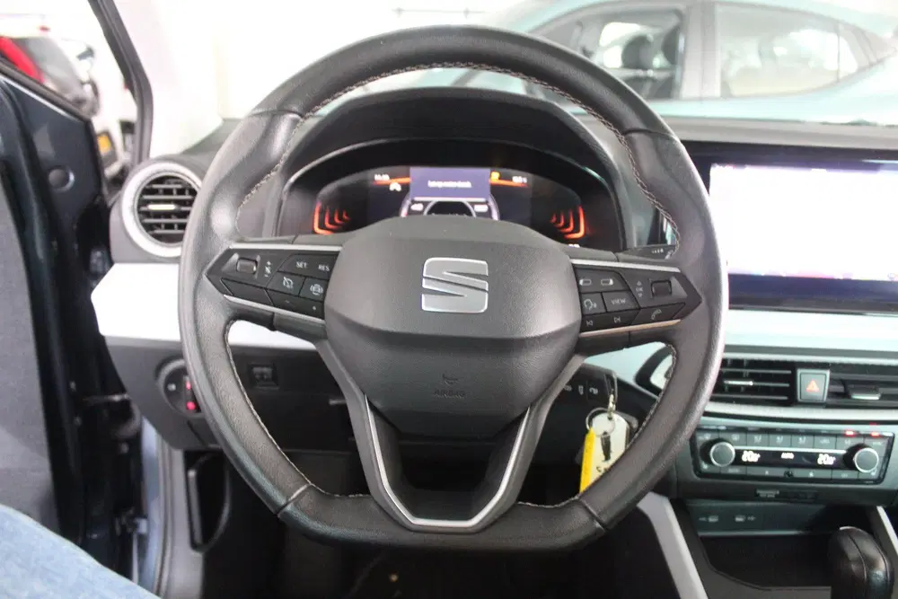 SEAT Arona 1.0 TSI FR Business Connect l Stoelverwarm uit 2023, foto 12