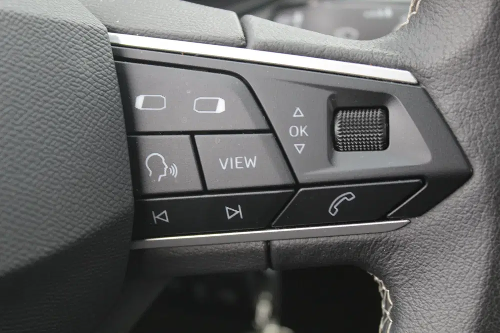 SEAT Arona 1.0 TSI FR Business Connect l Stoelverwarm uit 2023, foto 14