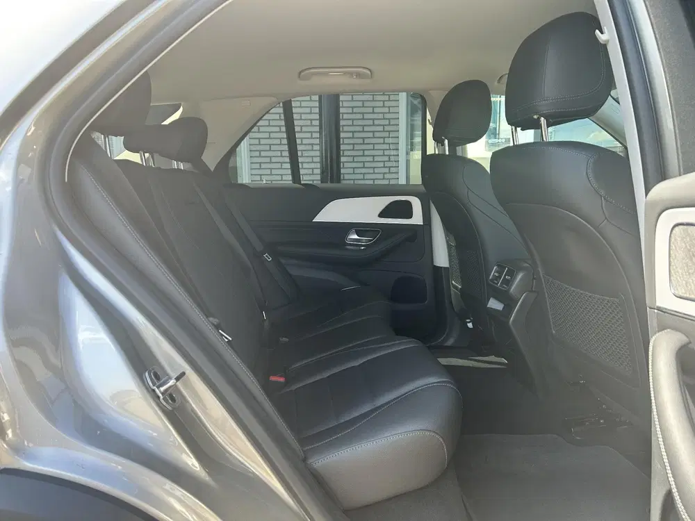 Mercedes-Benz GLE 350 e 4MATIC uit 2022, foto 9