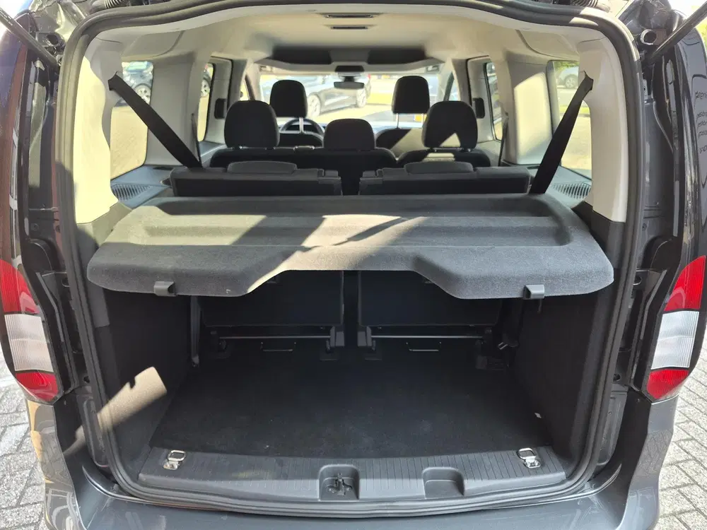 Ford Tourneo Connect Titanium 1.5 PHEV 7 persoons uit 2025, foto 13