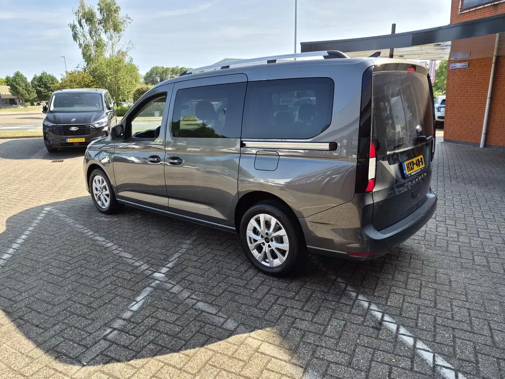 Ford Tourneo Connect Titanium 1.5 PHEV 7 persoons uit 2025, foto 5