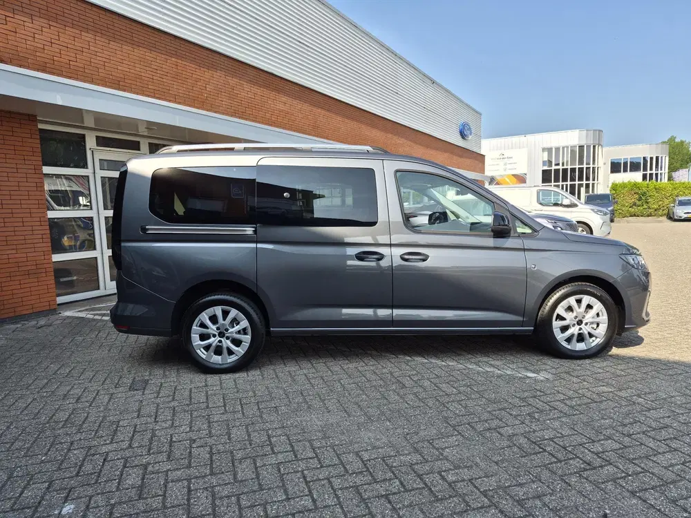 Ford Tourneo Connect Titanium 1.5 PHEV 7 persoons uit 2025, foto 8
