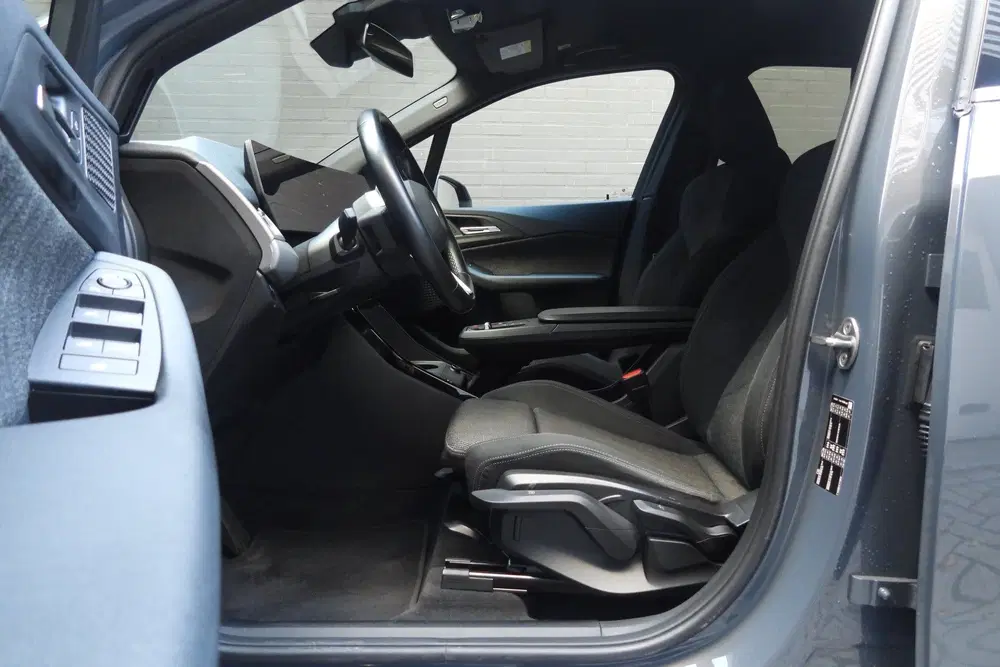 BMW 2-serie Active Tourer 220i Automaat uit 2022, foto 12