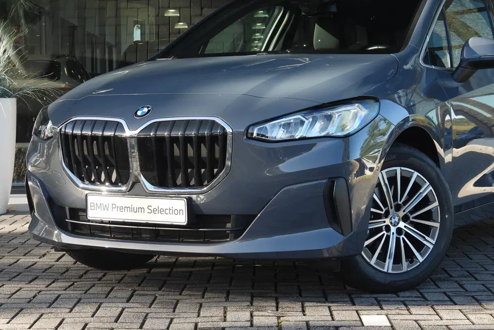 BMW 2-serie Active Tourer 220i Automaat uit 2022, foto 6