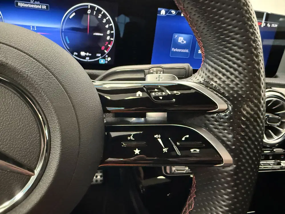 Mercedes-Benz CLA 250 e Star Edition Panoramadak Adva uit 2024, foto 10