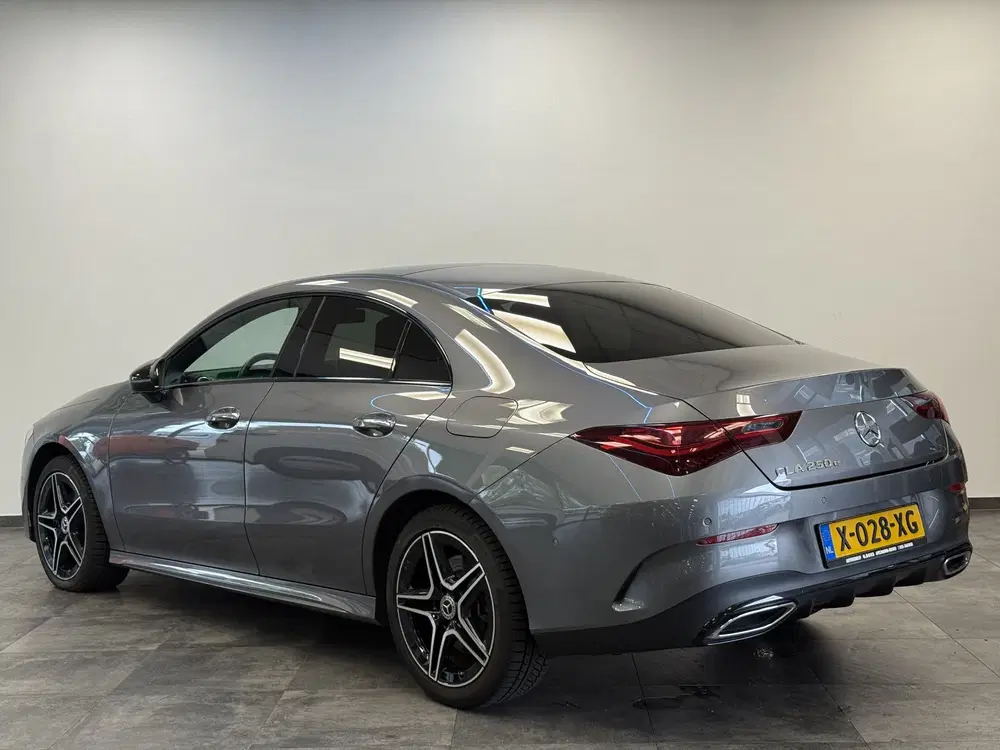 Mercedes-Benz CLA 250 e Star Edition Panoramadak Adva uit 2024, foto 3