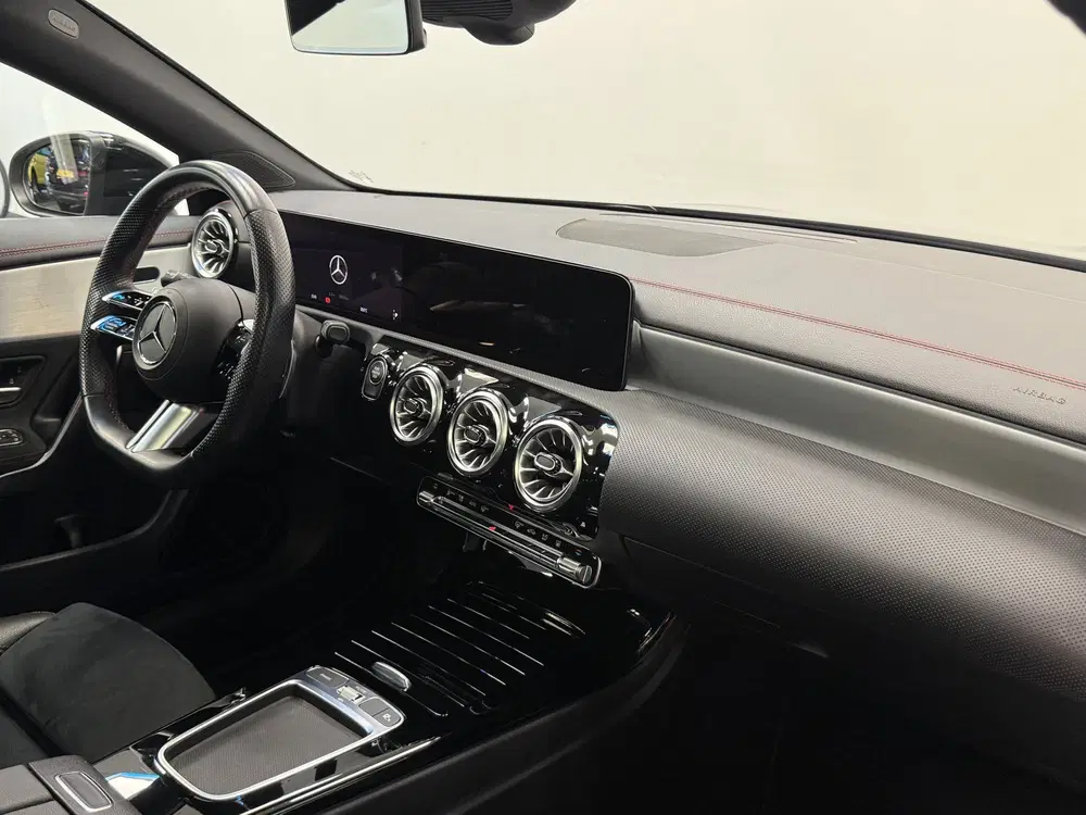 Mercedes-Benz CLA 250 e Star Edition Panoramadak Adva uit 2024, foto 8