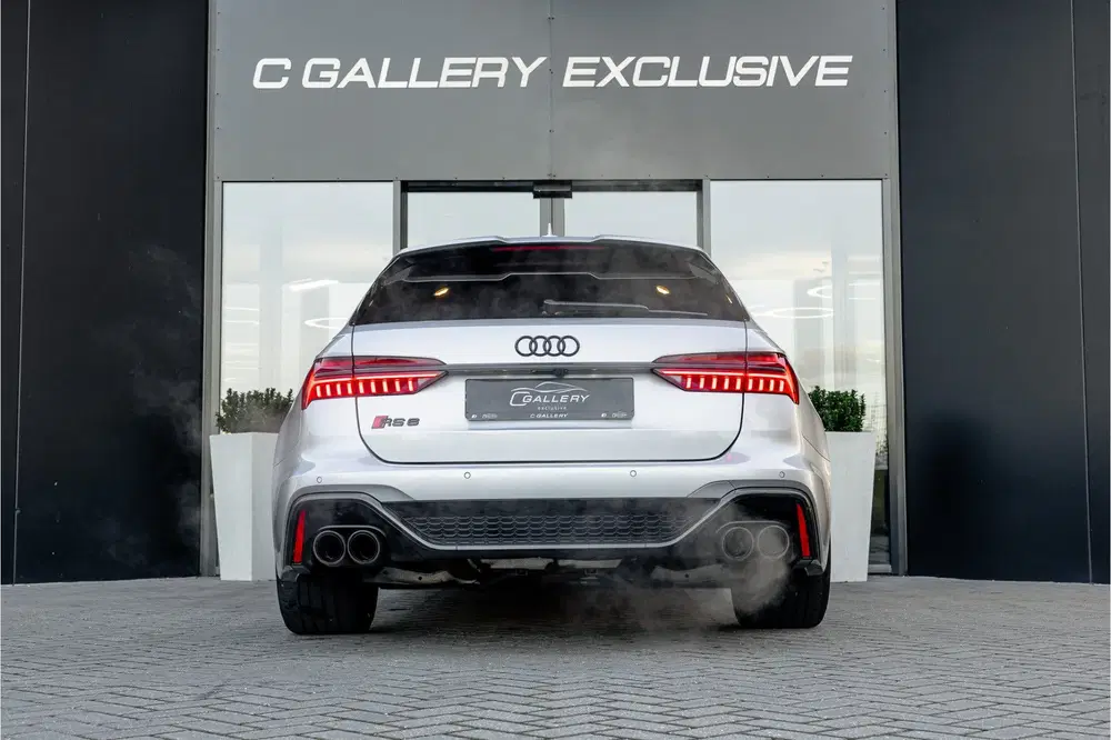 Audi RS6 TFSI quattro uit 2020, foto 6