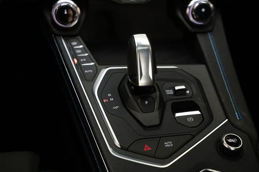 Lynk & Co 01 1.5 Hybride uit 2023, foto 11