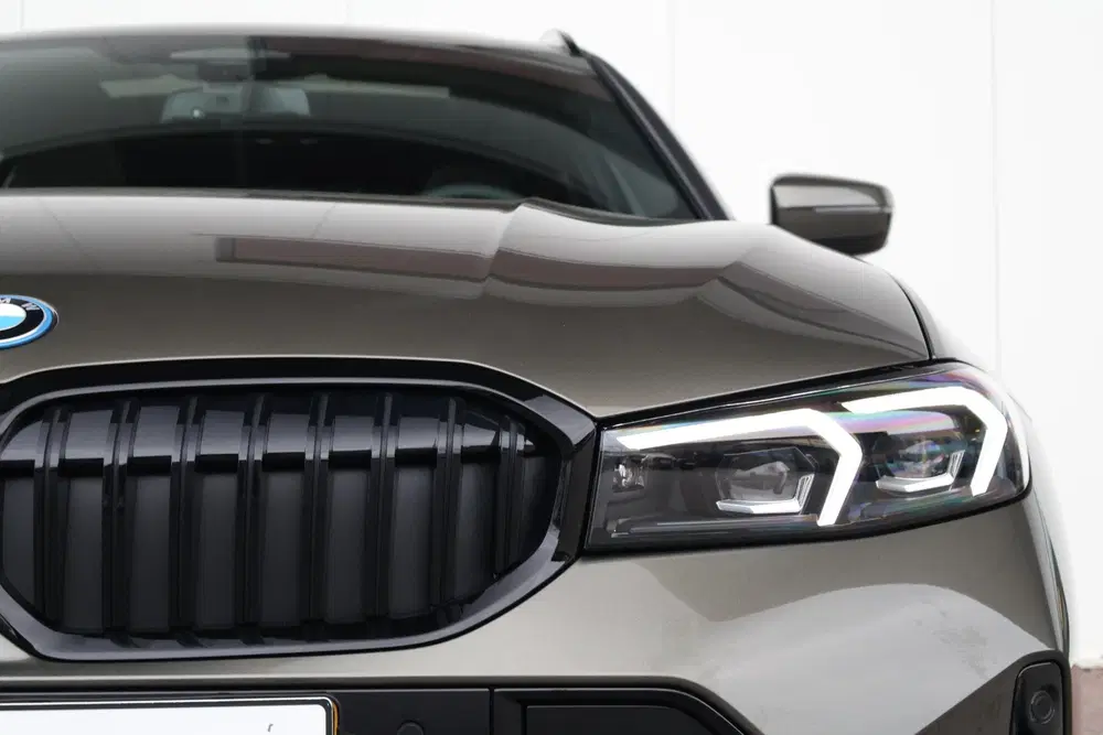 BMW 3-serie 330e uit 2026, foto 3