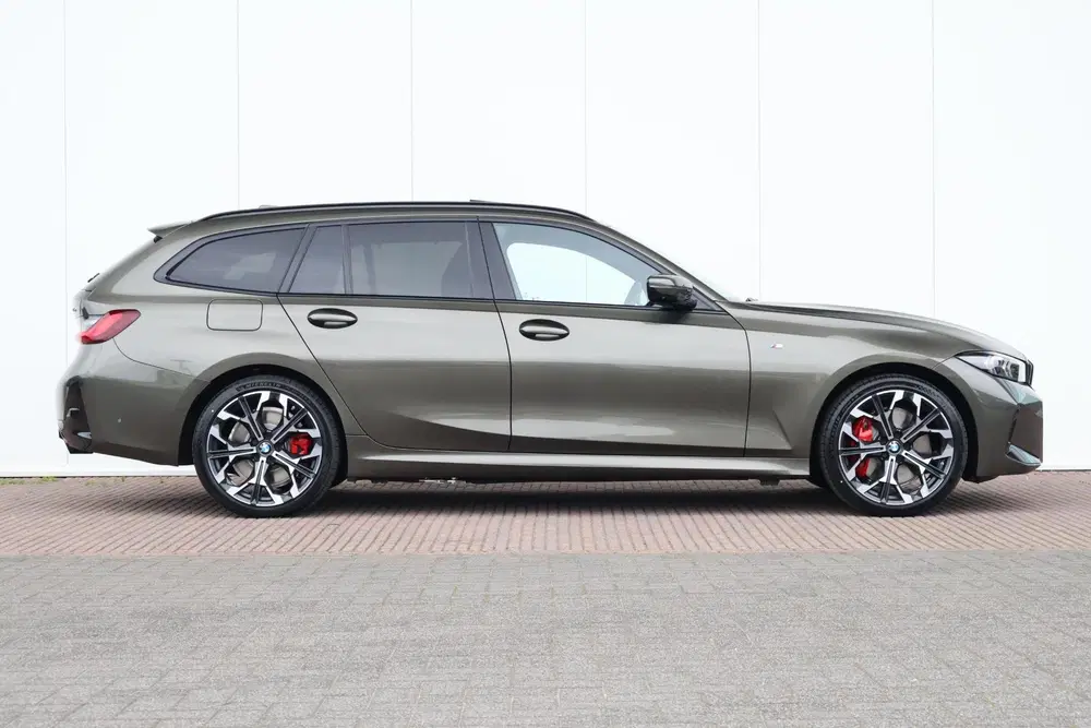 BMW 3-serie 330e uit 2026, foto 5