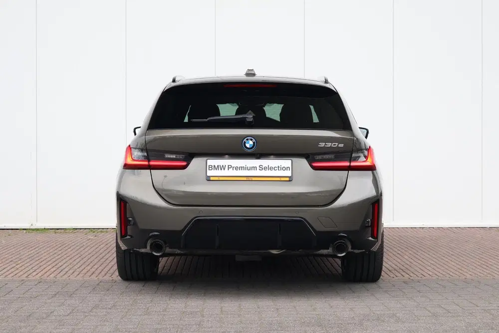 BMW 3-serie 330e uit 2026, foto 8