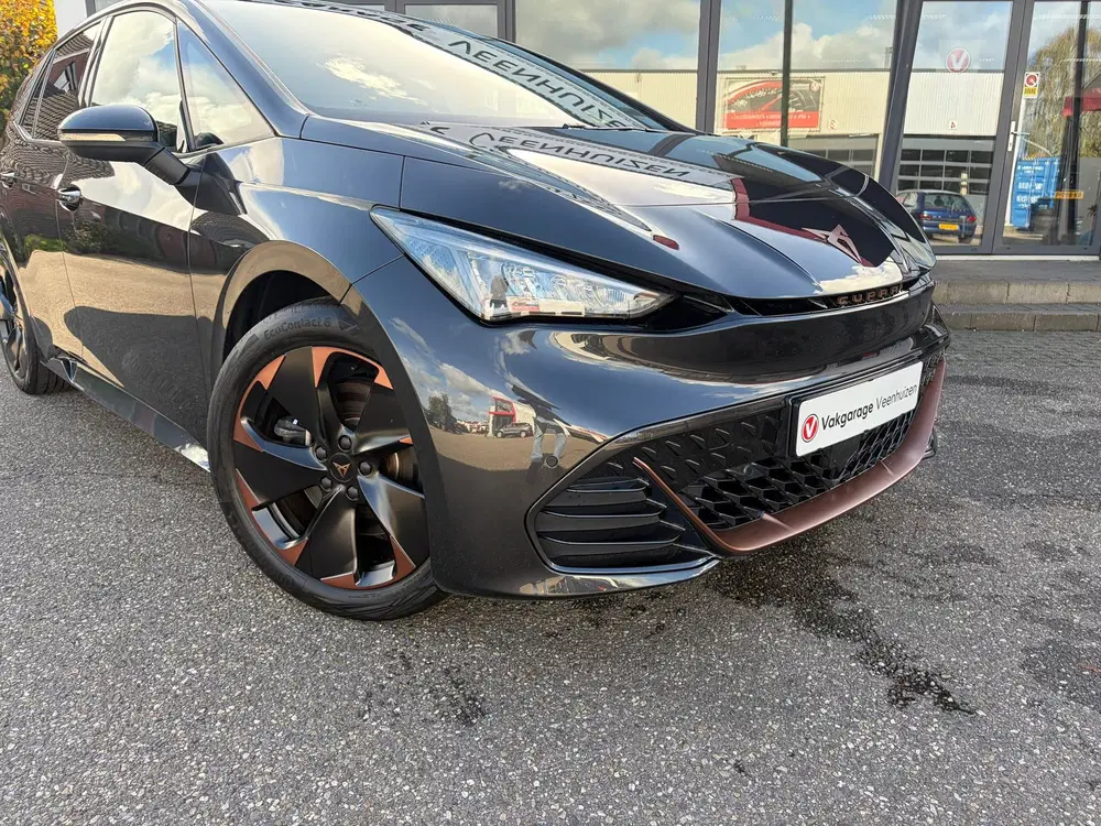 Cupra Born Performance 62 kWh uit 2023, foto 2