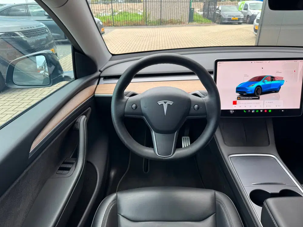Tesla Model Y Performance AWD 75 kWh uit 2022, foto 2