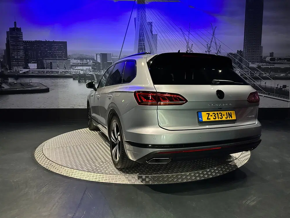 Volkswagen Touareg 3.0 TSi eHybrid 4MOTION Atmosphere *Lucht uit 2020, foto 10