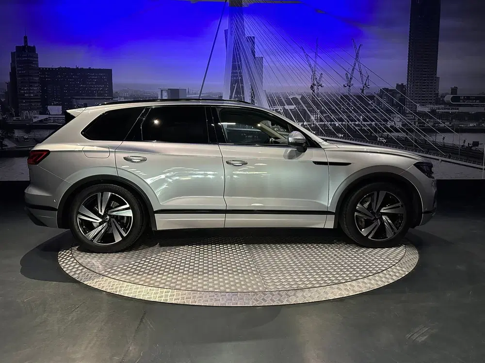 Volkswagen Touareg 3.0 TSi eHybrid 4MOTION Atmosphere *Lucht uit 2020, foto 14