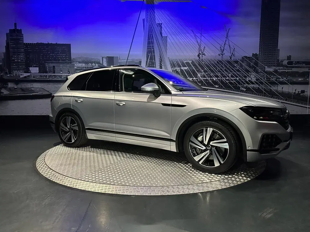 Volkswagen Touareg 3.0 TSi eHybrid 4MOTION Atmosphere *Lucht uit 2020, foto 3
