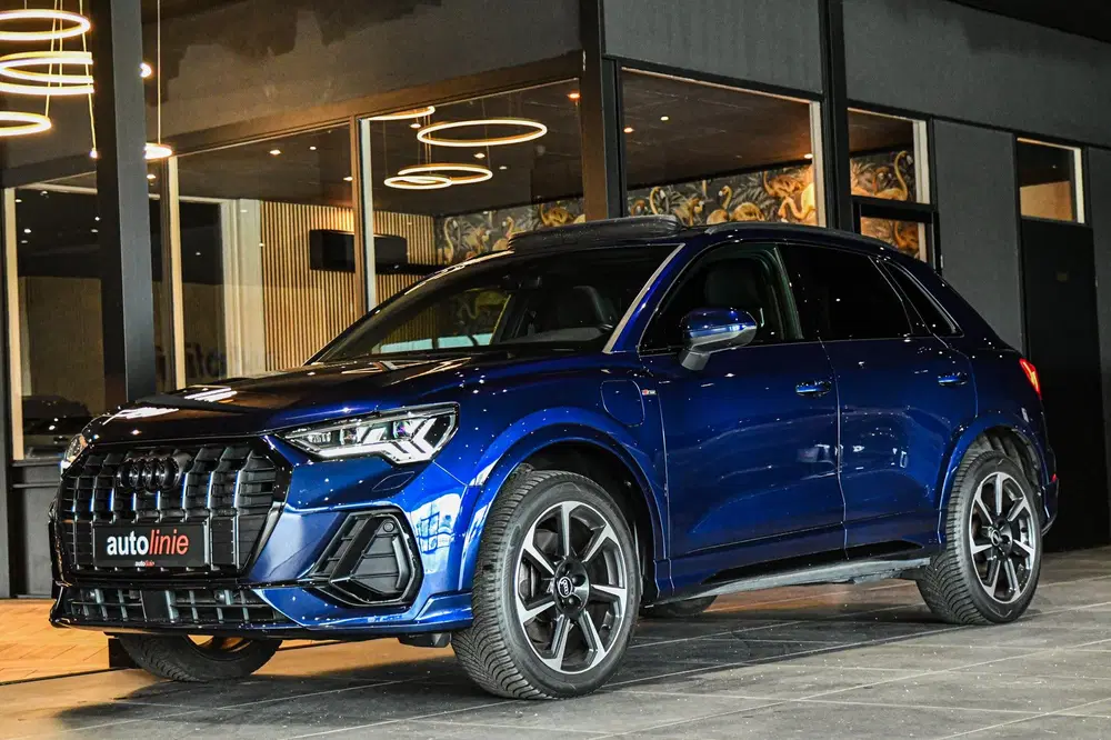 Audi Q3 45 TFSI e 3xS-Line uit 2022, foto 3