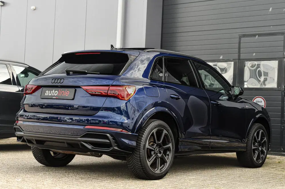 Audi Q3 45 TFSI e 3xS-Line uit 2022, foto 8