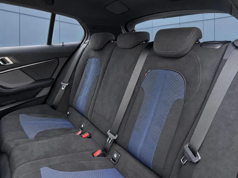BMW 1-serie 118i High Executive M-sport uit 2021, foto 15